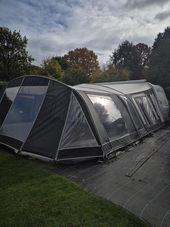 unico tent milaan, Caravans en Kamperen, Tenten, Zo goed als nieuw, Ophalen