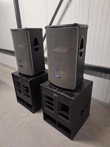 Mackie geluidset 2x SWA1801 en 2x SA1521 beschikbaar voor biedingen