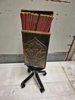 Antieke Luciferhouder met Lange Lucifers, Ophalen