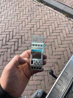 Hager digitale schakelklok met weekprogramma, Doe-het-zelf en Verbouw, Ophalen of Verzenden, Zo goed als nieuw, Overige typen