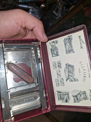 Vintage Allegro Scheermes in Originele Doos beschikbaar voor biedingen