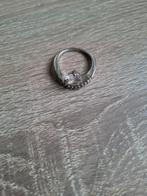 Zilveren 925 ring - Maat 19, Met edelsteen, 19 tot 20, Ophalen of Verzenden, Zo goed als nieuw