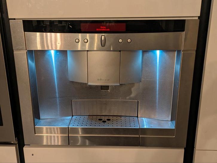 Neff Inbouw Koffiemachine(defect), Witgoed en Apparatuur, Koffiezetapparaten, Gebruikt, Gemalen koffie, Koffiebonen, Koffiemachine