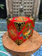 Tibetaans kist Tibet kistje handbeschilderd rood 15 cm, Huis en Inrichting, Woonaccessoires | Kisten, Nieuw, Minder dan 50 cm