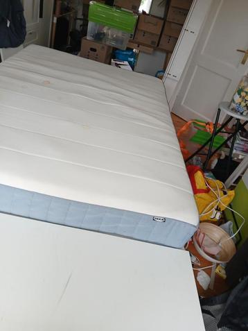 Matras 140200 beschikbaar voor biedingen