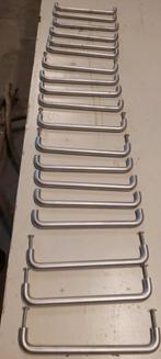 Keukengreep - gebruikt - 16,5 cm bevestiging, Ophalen of Verzenden, Gebruikt, Overige materialen, Overige typen