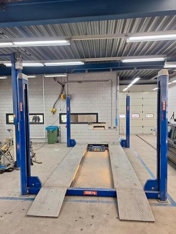 Hefbrug 4 koloms Koni 5500 kg rai apk brug  beschikbaar voor biedingen
