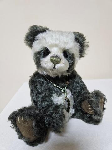 Charlie bears mohair Isabelle beer teddybeer groen panda beschikbaar voor biedingen