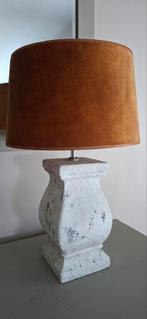 Twee Baluster Lampen, Huis en Inrichting, Lampen | Tafellampen, Ophalen, Gebruikt, Verweerd, Stof