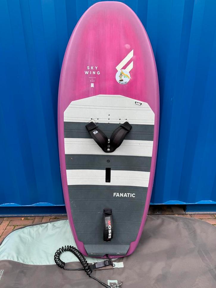 Sky Wing 5.4 Wingboard 95ltr, Watersport en Boten, Wingsurfen, Gebruikt, Wingsurf-board, Ophalen of Verzenden