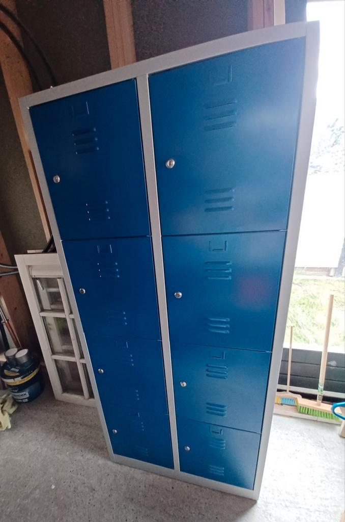 Zeer nette 8-deurs metalen lockerkast 180x80x50 (nieuw), Huis en Inrichting, Kasten | Lockerkasten, Nieuw, Ophalen