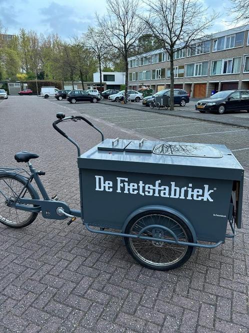 Fietsfabriek Bakfiets met koeling met flinke korting, Fietsen en Brommers, Fietsen | Bakfietsen, Zo goed als nieuw, Fietsfabriek