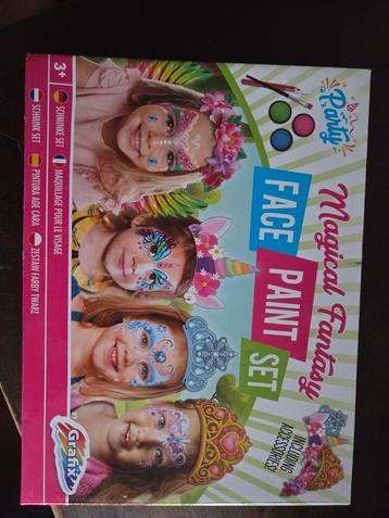 Grafix Magical Fantasy Schminkset beschikbaar voor biedingen