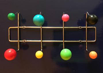 Leuk kapstokje met gekleurde bollen, Sputnik stijl 35cm ZGAN beschikbaar voor biedingen