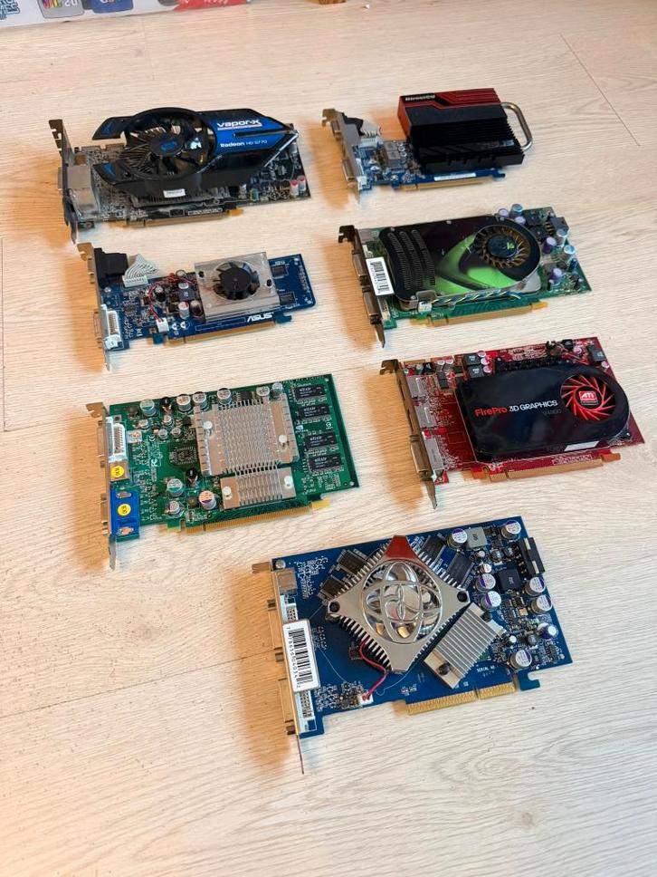7x PCIe videokaarten – NVIDIA & ATI(GeForce, Radeon), Computers en Software, Vintage Computers, Ophalen of Verzenden