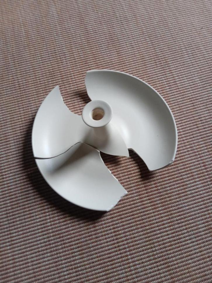 GEZOCHT: fruitschaal met kandelaar New Duivendrecht, Huis en Inrichting, Woonaccessoires | Kandelaars en Kaarsen, Gebruikt, 25 tot 50 cm