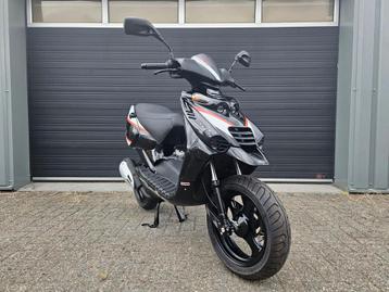 BETA ARK PADDOCK A.C 2T 50CC BROM 2007 ZWART 3500K TOP STAAT beschikbaar voor biedingen