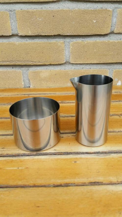Stelton Arne Jacobsen suikerpot en melkkan, Huis en Inrichting, Keuken | Keukenbenodigdheden, Zo goed als nieuw, Ophalen of Verzenden