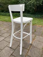 Fris wit geverfde Tonet Bar Kruk van Ikea, Ophalen, Met voetsteun, 60 tot 90 cm, Zo goed als nieuw