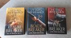 Victoria Aveyard serie (hardcover), Boeken, Ophalen of Verzenden, Gelezen