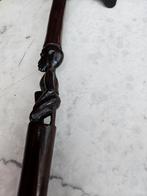 Houten wandelstok met gesneden figuur, Antiek en Kunst, Ophalen of Verzenden
