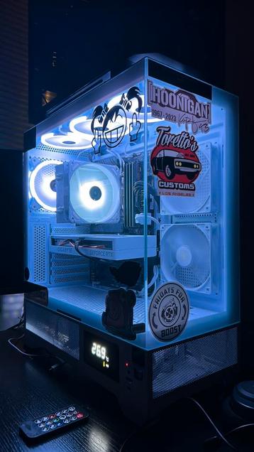 Custom gaming pc beschikbaar voor biedingen