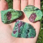 Robijn in Zoisiet stukjes met veel Robijn edelsteen mineraal, Ophalen of Verzenden