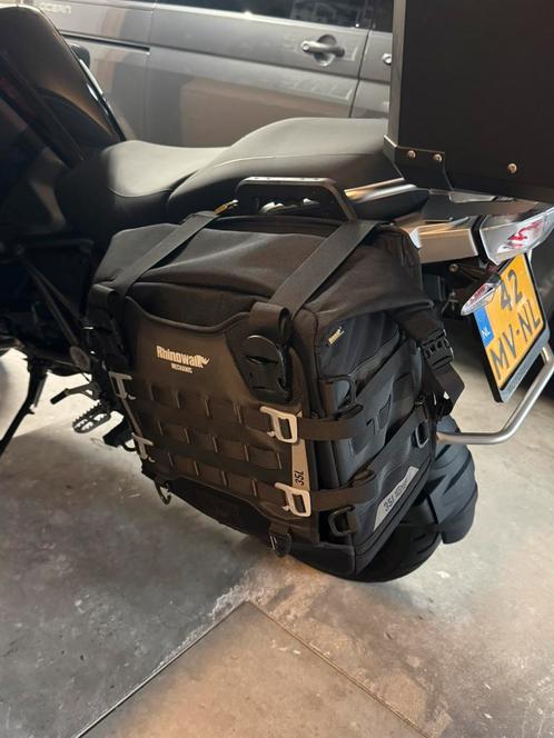 Afneembare motor tassen koffers bmw, Motoren, Accessoires | Koffers en Tassen, Zo goed als nieuw, Ophalen of Verzenden