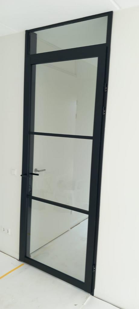 Svedex binnendeur novadesign ndb901 opdekdeur afgelakt zwart, Doe-het-zelf en Verbouw, Deuren en Horren, Zo goed als nieuw, Binnendeur