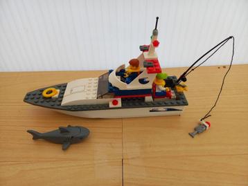 Adv 9. Lego City Vissersboten 2 sets beschikbaar voor biedingen