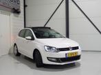 Volkswagen Polo 1.2 TSI 105PK Highline Panoramadak Xenon-LED, Voorwielaandrijving, Euro 5, Stof, Gebruikt