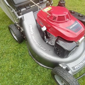 Honda pro grasmaaier zelfrijdend benzine maaier HRH 536 beschikbaar voor biedingen