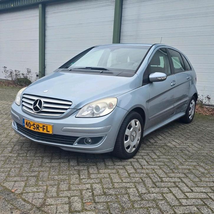 VERKOCHT Mercedes-Benz B-Klasse 2.0 CDI B180 AIRC, Auto's, Mercedes-Benz, Bedrijf, B-Klasse, Diesel, C, MPV, Handgeschakeld, Origineel Nederlands