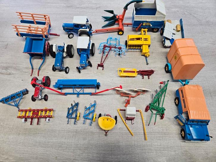 Britains Tractoren, Werktuigen & Jeep met Paardentrailer!, Kinderen en Baby's, Speelgoed | Overig, Gebruikt, Jongen of Meisje