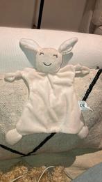 Evora konijn ecru knuffeldoekje, Ophalen of Verzenden, Zo goed als nieuw, Konijn