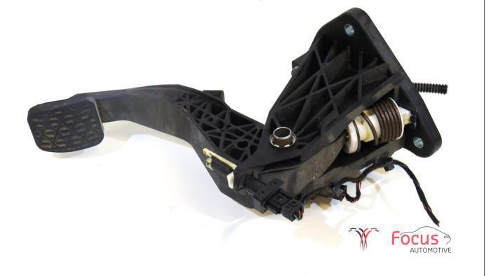 Koppelingspedaal van een Mercedes A-Klasse, Auto-onderdelen, Interieur en Bekleding, Mercedes-Benz, Gebruikt, 3 maanden garantie