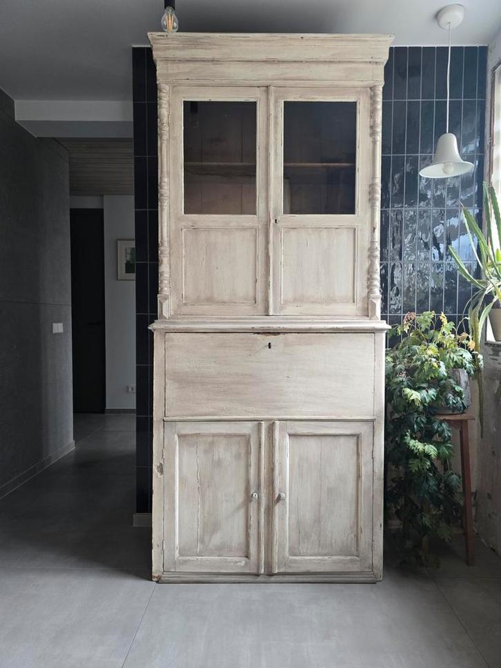 Hoge antieke Zweedse kast, Antiek en Kunst, Antiek | Meubels | Kasten, Ophalen