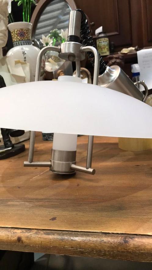 Prachtige Leuchten hanglamp. In keurige staat., Huis en Inrichting, Lampen | Hanglampen, Zo goed als nieuw, Minder dan 50 cm, Ophalen of Verzenden