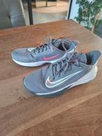 Nike basketbalschoenen maat 43 - amper gedragen, Kleding | Heren, Schoenen, Ophalen of Verzenden, Zo goed als nieuw, Nike, Sportschoenen