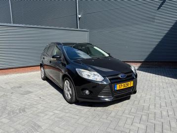 Ford FOCUS 1.0 EcoBoost Trend - NW Distriubietieriem - Clima beschikbaar voor biedingen