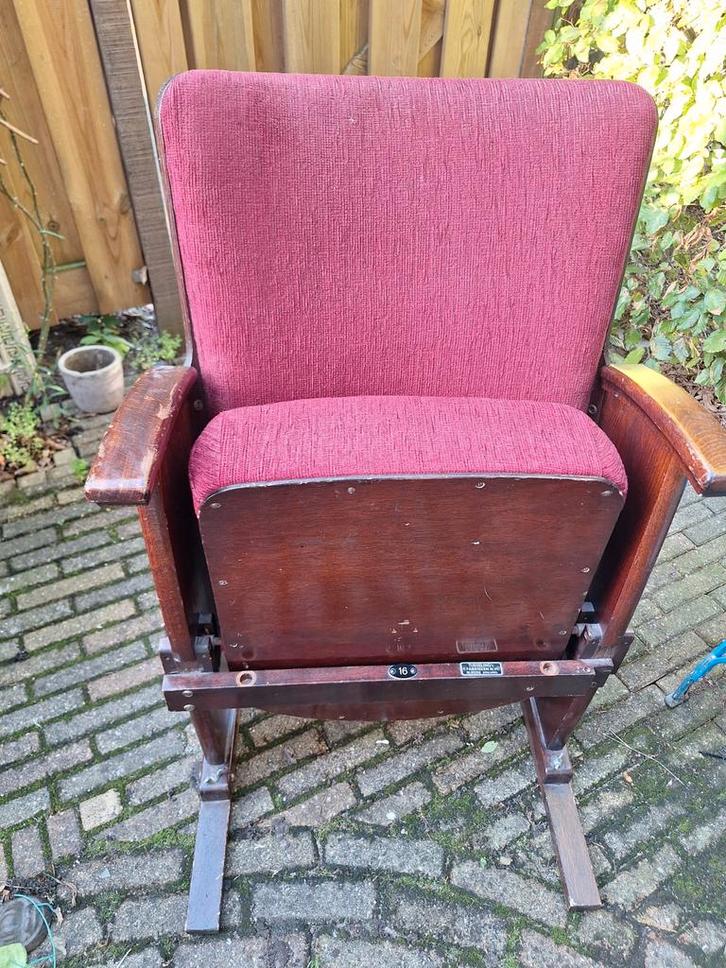 Oude Tijsselings Bioscoopstoel, Huis en Inrichting, Stoelen, Eén, Bruin, Ophalen