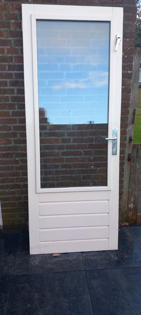 Achterdeur schuurdeur 82,5cm bij 211,5cm, Doe-het-zelf en Verbouw, Deuren en Horren, Gebruikt, Buitendeur, 200 tot 215 cm, Ophalen of Verzenden