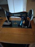 Singer 15K88 naaimachine met voetbediening., Ophalen