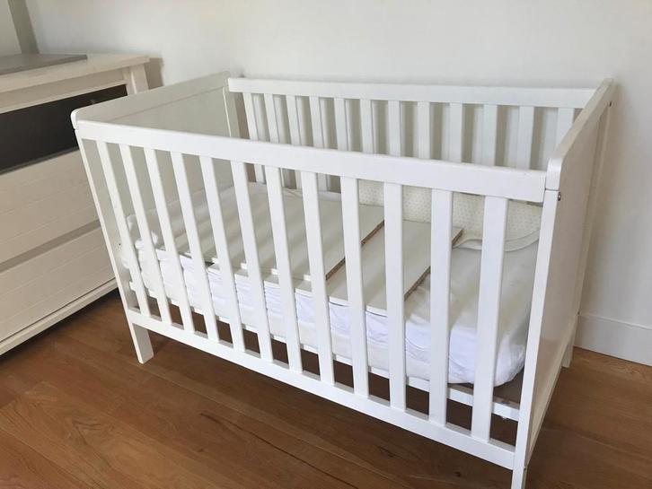 Peuterledikant van Coming Kids, Kinderen en Baby's, Babywiegjes en Ledikanten, Zo goed als nieuw, Ledikant, Ophalen
