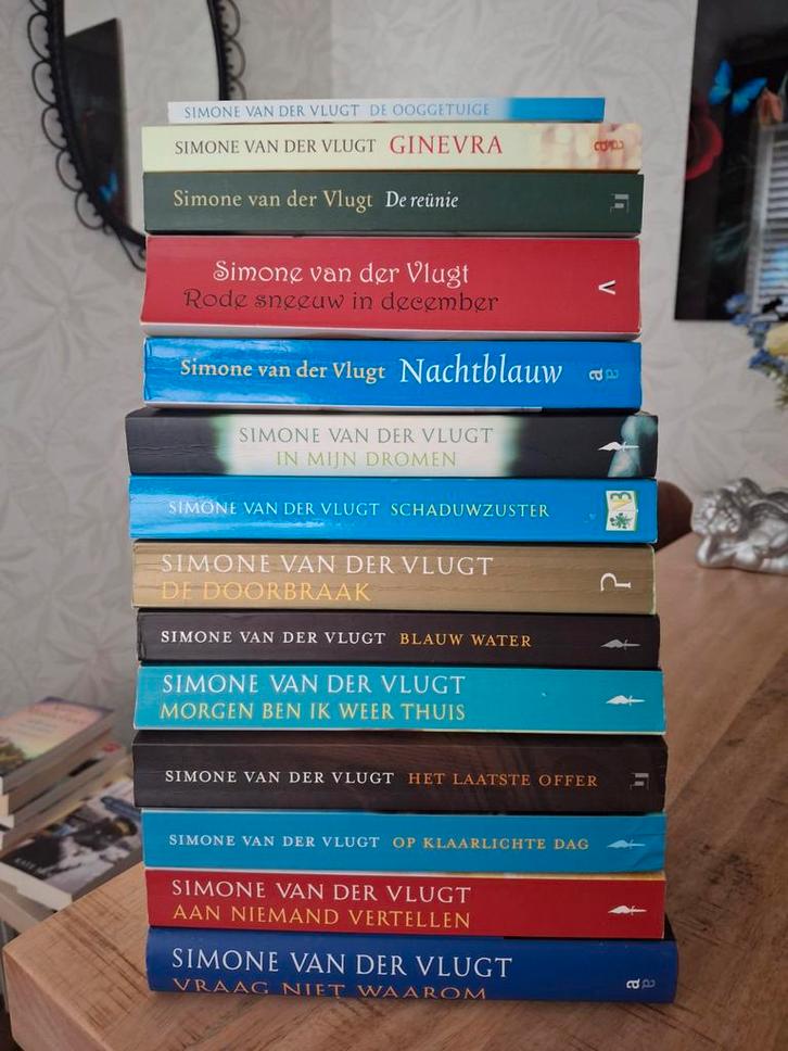 Simone van der Vlugt, Boeken, Thrillers, Zo goed als nieuw, Ophalen of Verzenden