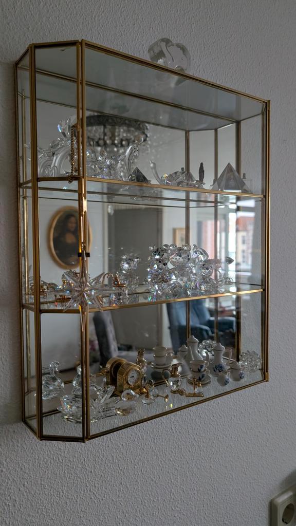 Swarovski Kristallen in Glazen Kastje -, Huis en Inrichting, Kasten | Vitrinekasten, Ophalen