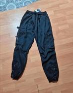 Nieuwe grijze cargo broek maat 128-134. Band 28 cm enkel, Kinderen en Baby's, Kinderkleding | Maat 128, Ophalen of Verzenden, Nieuw
