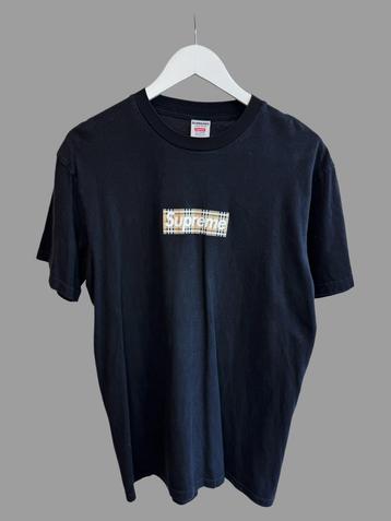 Supreme x Burberry T-shirt Maat L beschikbaar voor biedingen