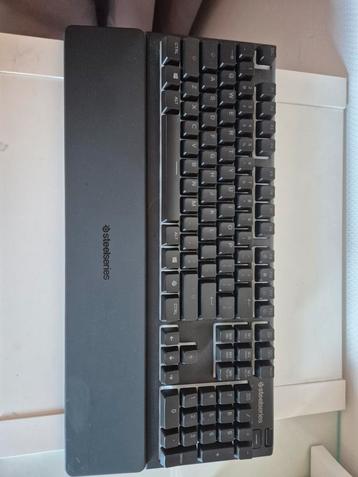 STEELSERIES Apex 3 RGB Qwerty Gaming-toetsenbord beschikbaar voor biedingen