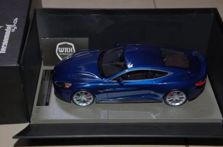 SALE! 1:18 ASTON MARTIN VANQUISH COUPE cobalt blue Tecno WRH, Hobby en Vrije tijd, Modelauto's | 1:18, Zo goed als nieuw, Auto
